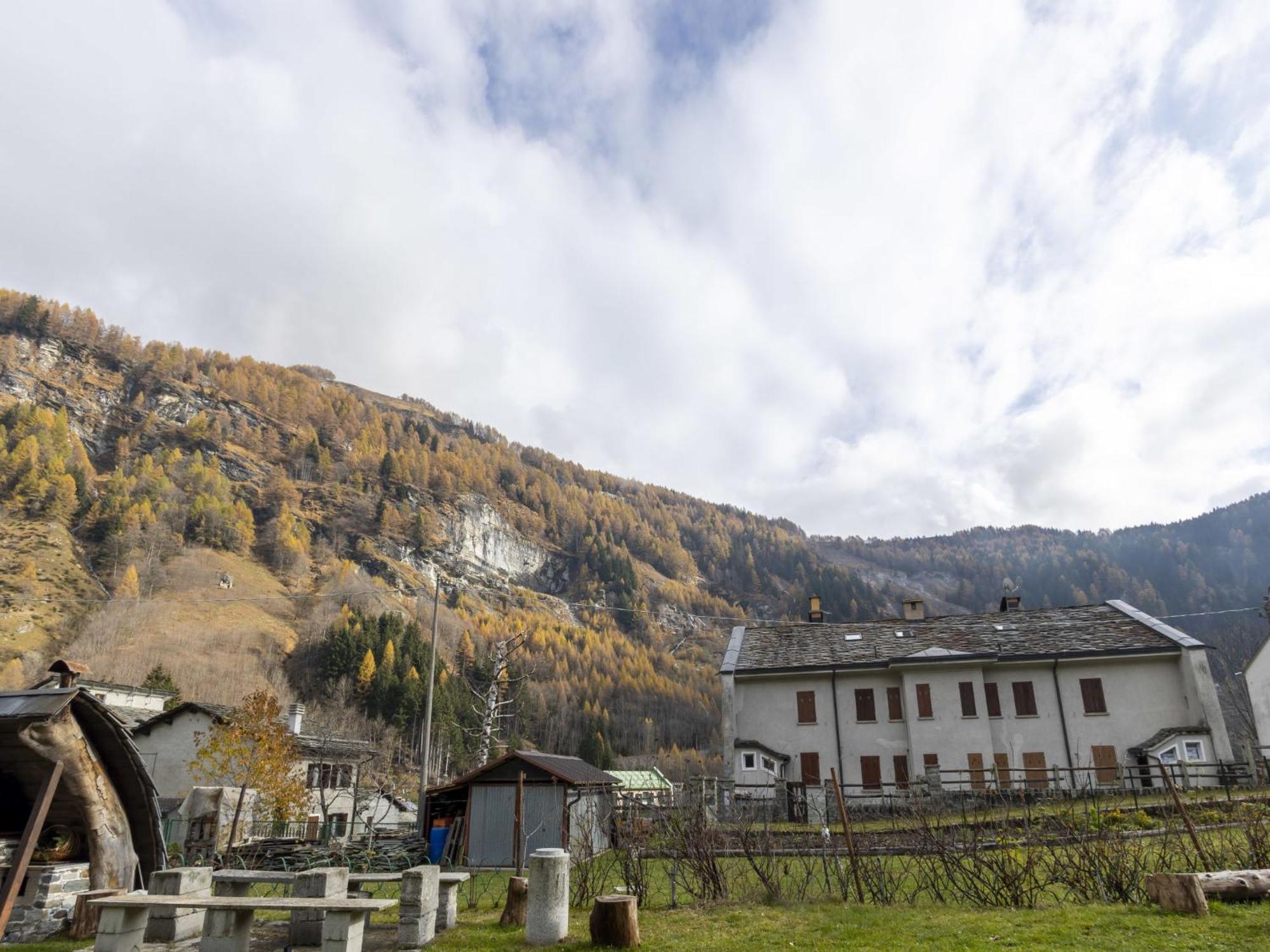 Apartment Isola Di Madesimo Apartments-2 By Interhome エクステリア 写真